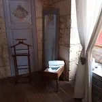 לינה וארוחת בוקר Napoleon