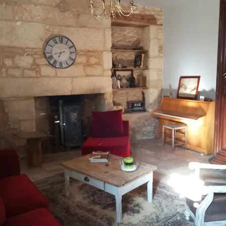 Napoleon فندق مبيت وإفطار مونتيناك